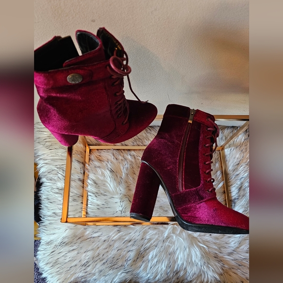 Sexy Womens Lace Up Ankle Boots - Picture 2 of 7